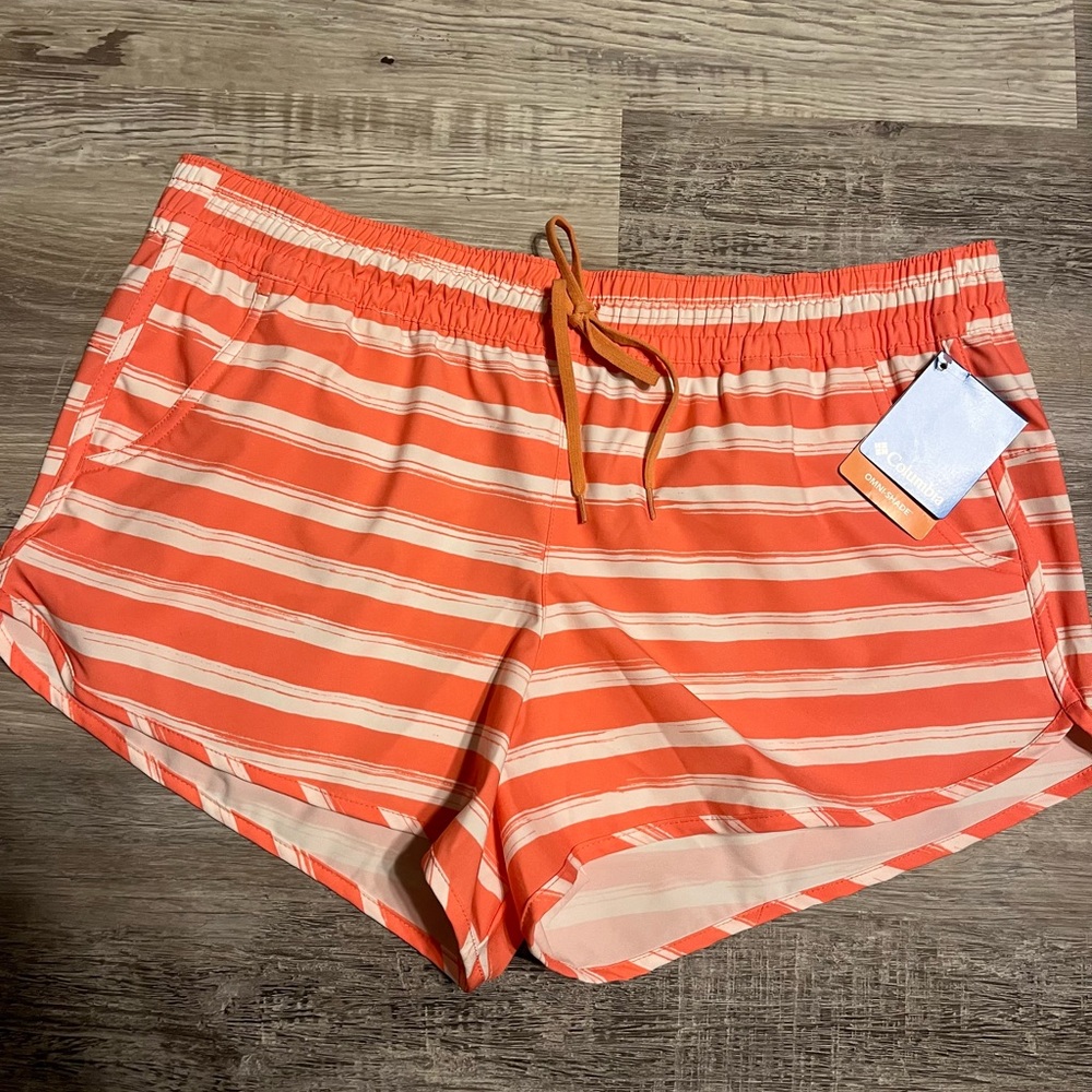 Columbia Women's Size XL Bogata Bay Stretch UPF 50 Coral Reef Striped Shorts NWT